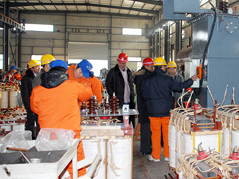 明大電器生產(chǎn)車間